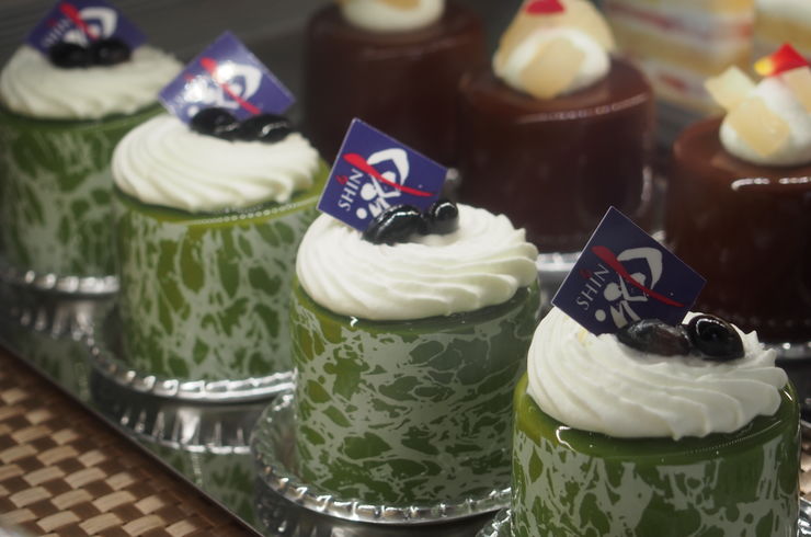 陳列されているケーキ