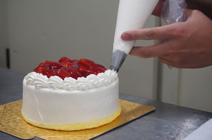 ホールケーキ